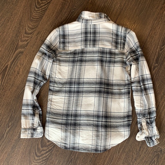 American Eagle flannel shirt. - Picture 3 of 4